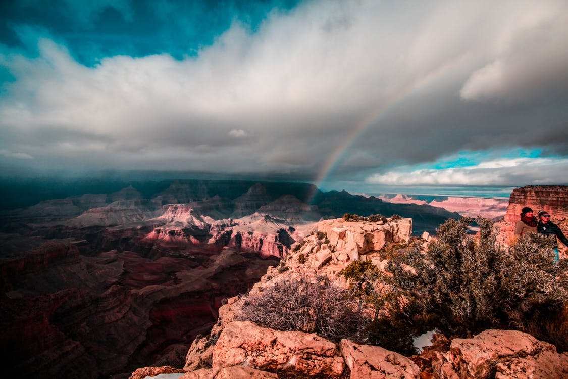 https://www.pexels.com/photo/adventure-arizona-canyon-cliff-405127/