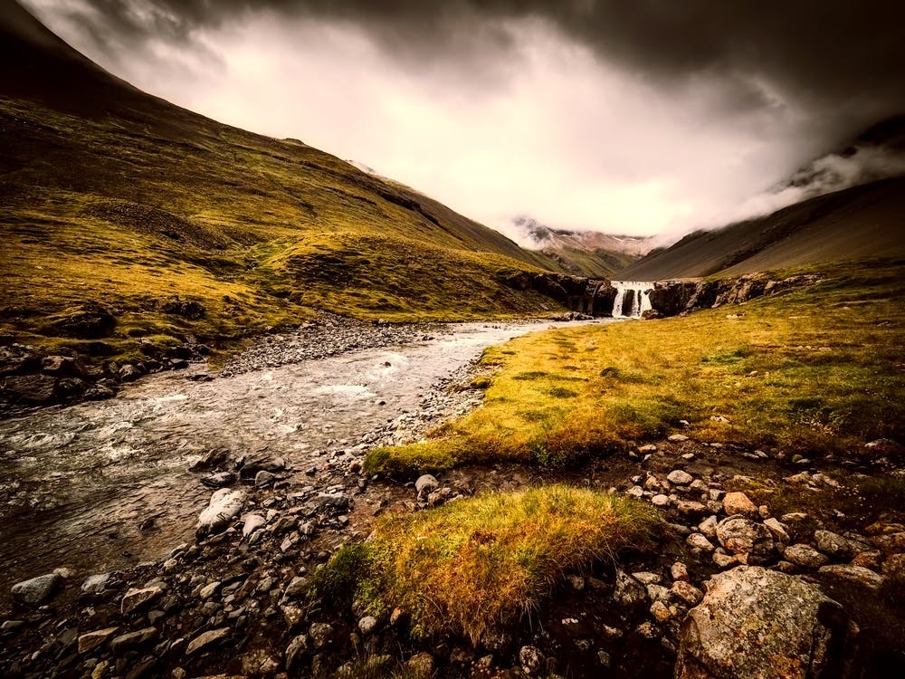 https://www.pexels.com/photo/clouds-countryside-dark-gloomy-458911/