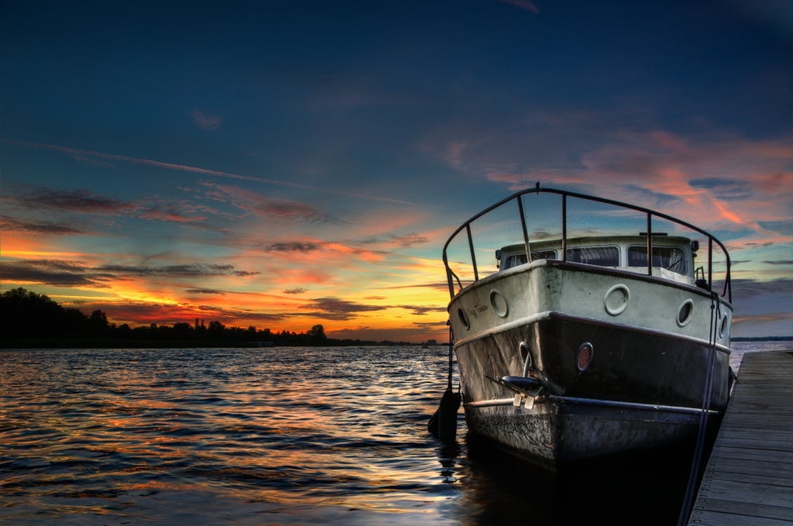 https://www.pexels.com/photo/sunset-boat-lake-hdr-9242/