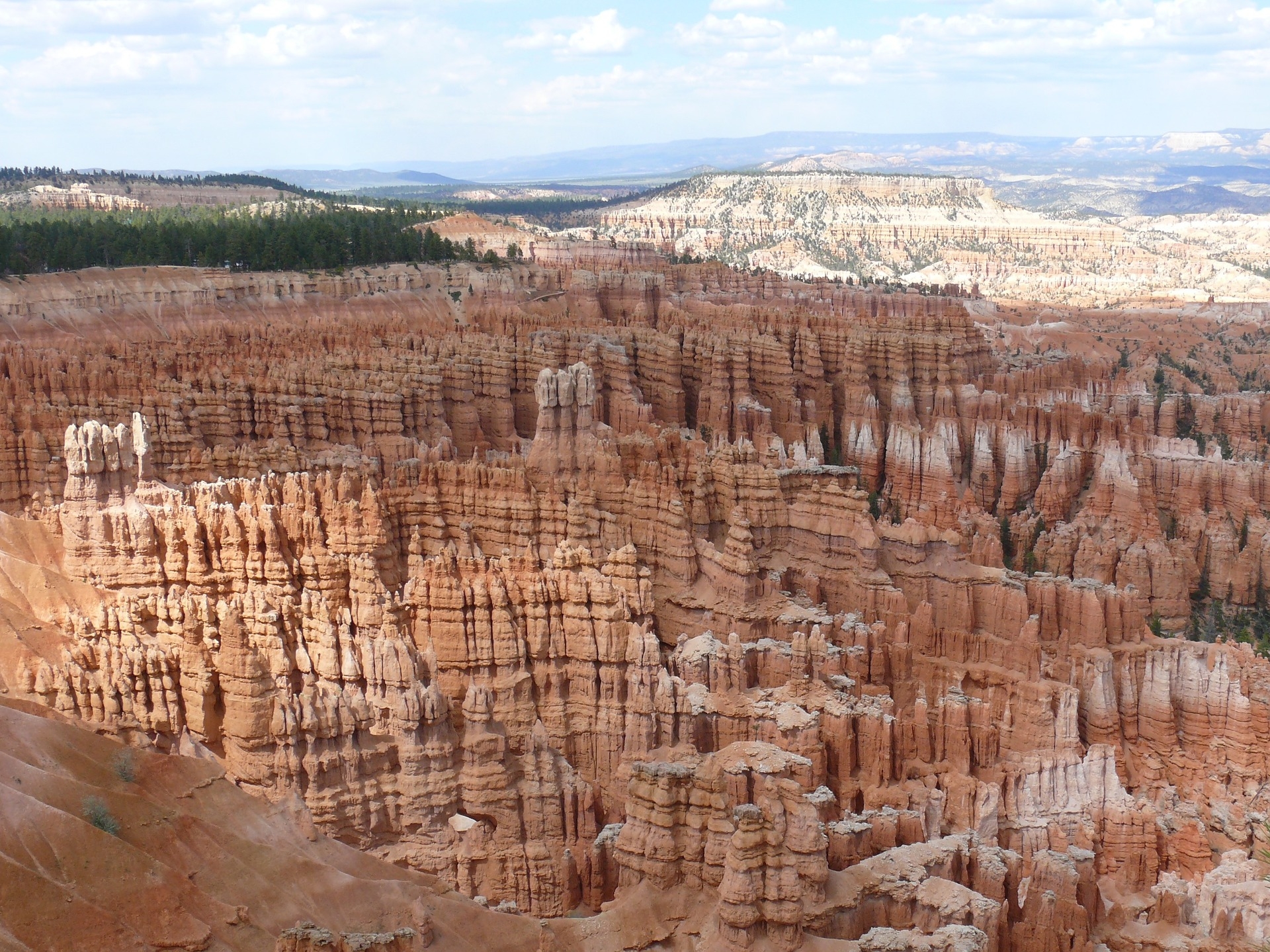 https://pixabay.com/hu/term%C3%A9szet-bryce-canyon-utah-2472496/