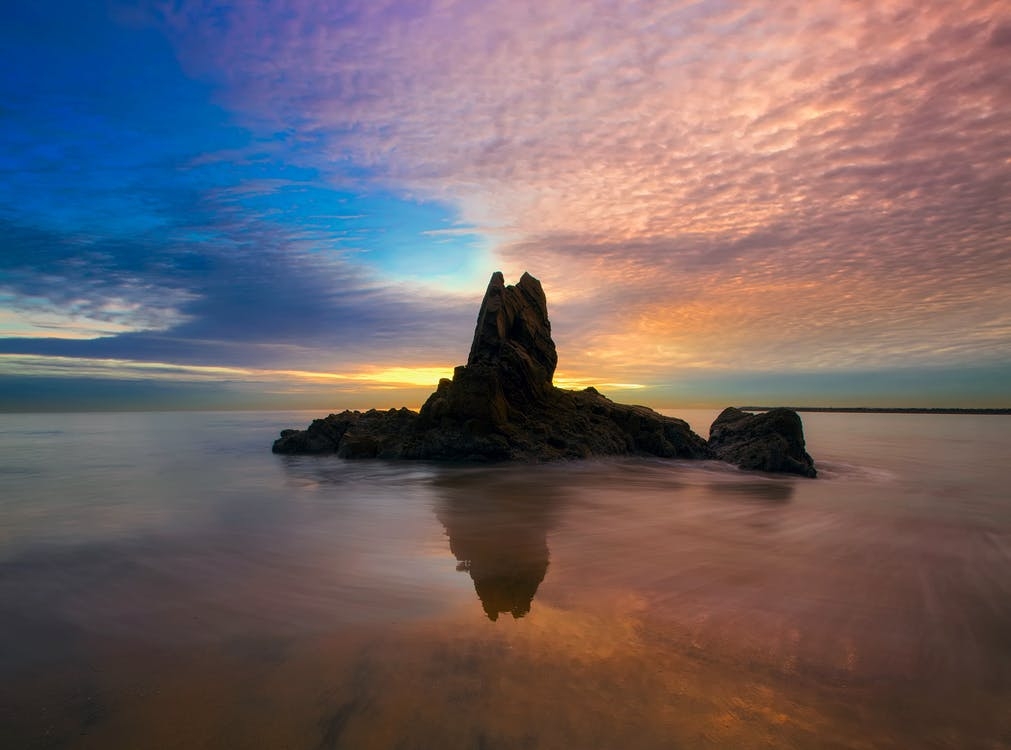 https://www.pexels.com/photo/beach-beautiful-clouds-dawn-358298/
