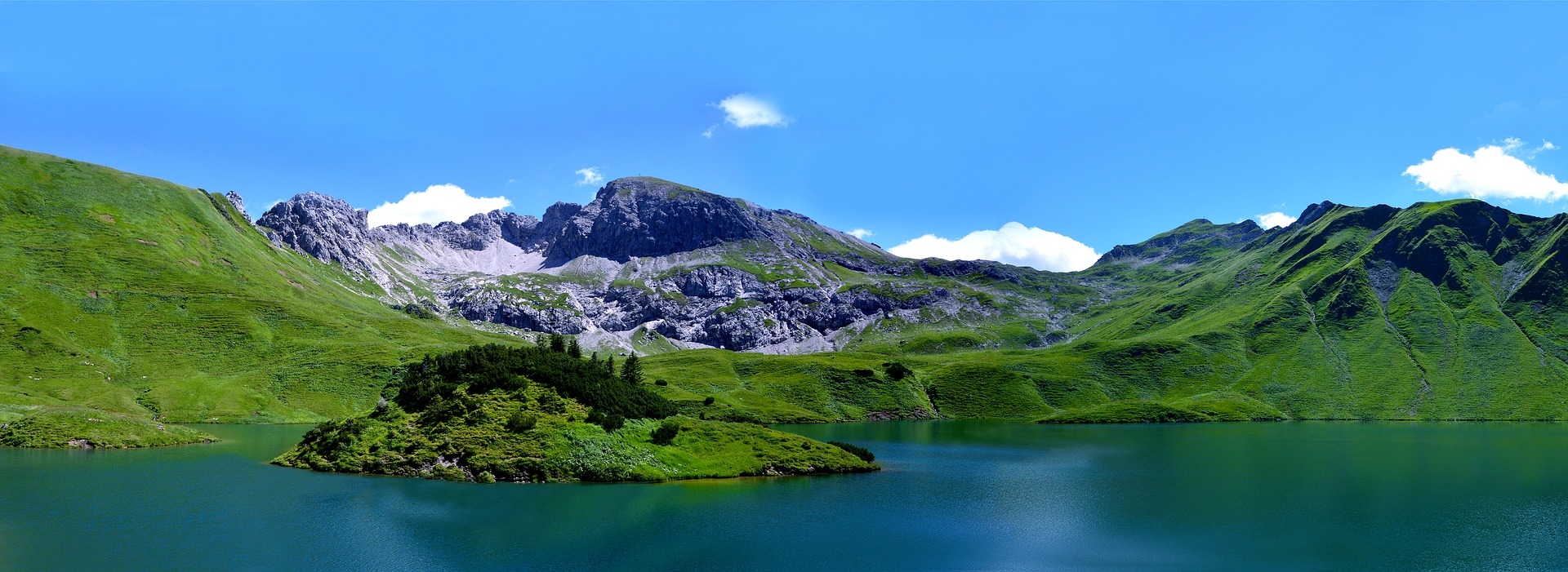 https://pixabay.com/hu/schrecksee-allg%C3%A4u-hochgebirgssee-2534779/