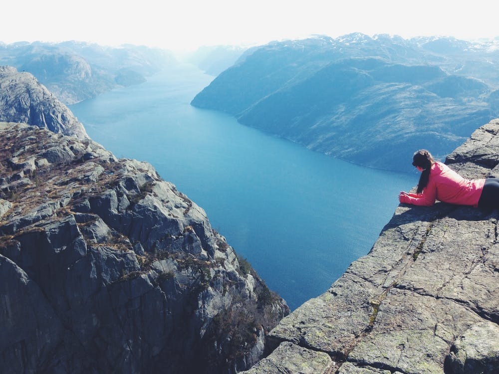 https://www.pexels.com/photo/adventure-cliffs-climber-daylight-336507/