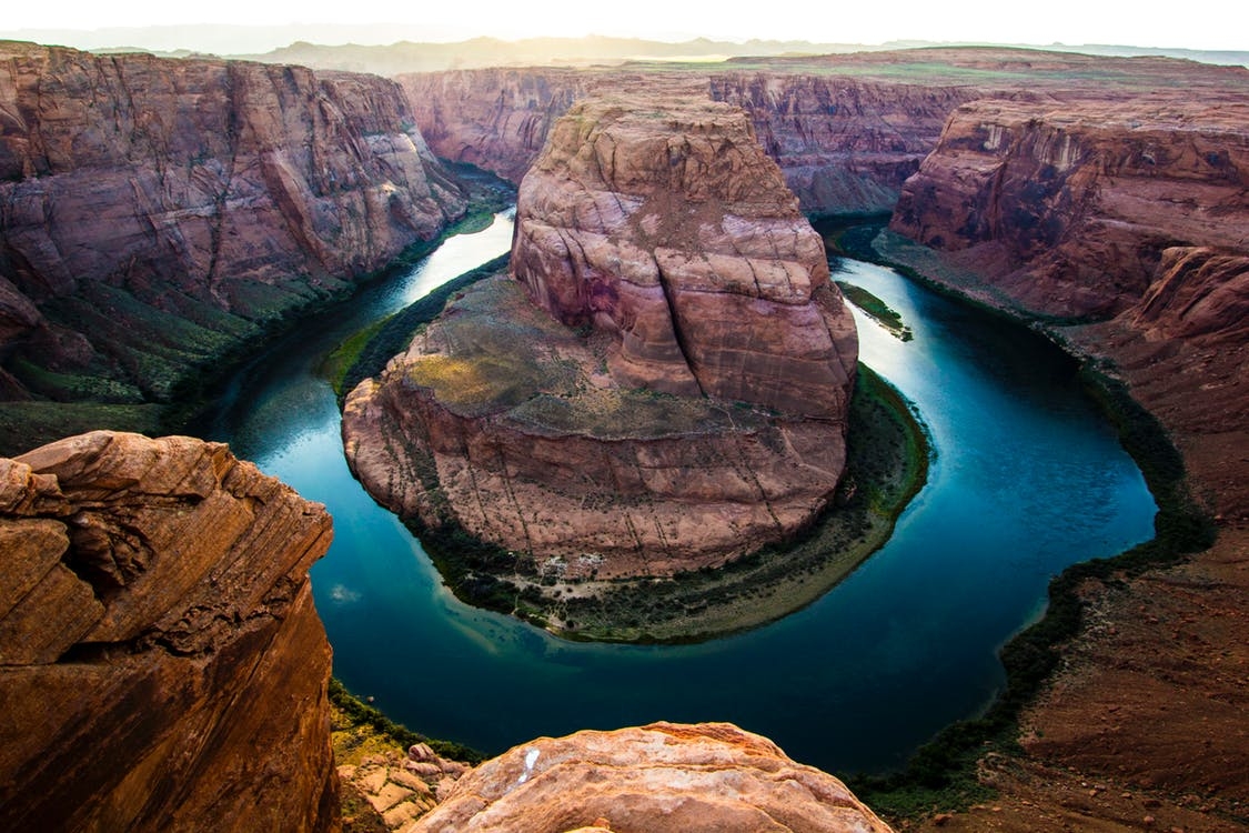 https://www.pexels.com/photo/arizona-canyon-deserted-geological-569202/