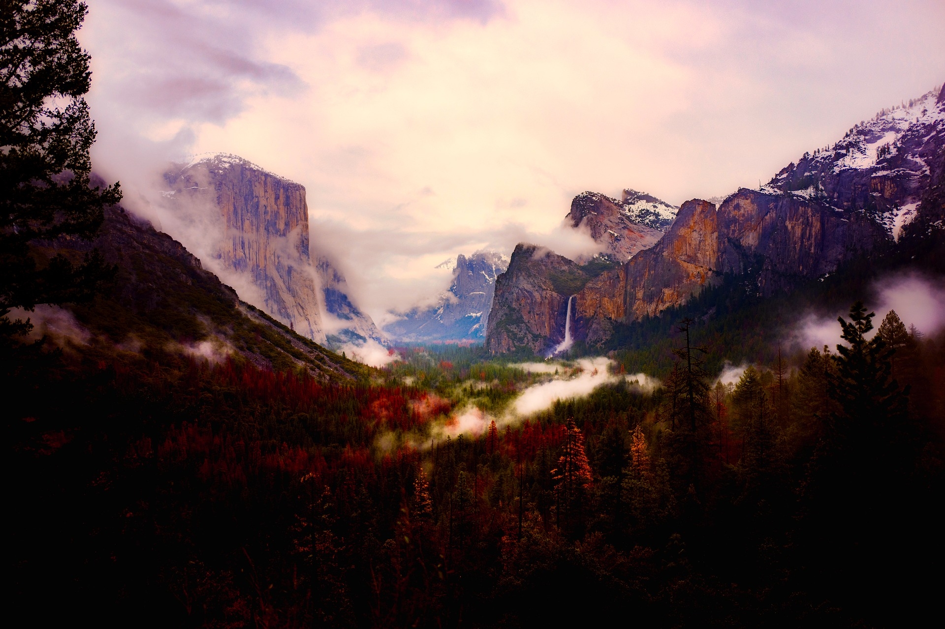 https://pixabay.com/en/yosemite-national-park-valley-2681570/